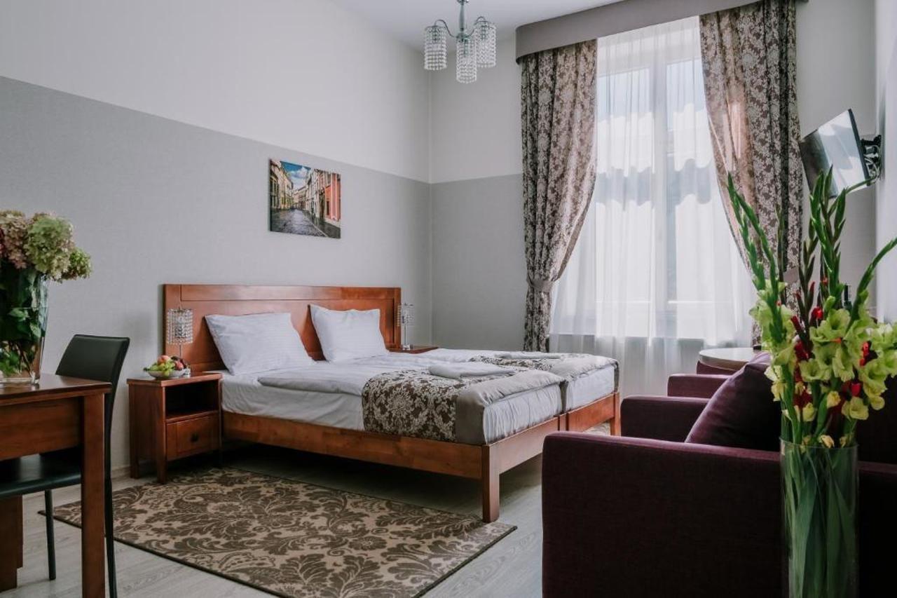 Garden Palace Краков Экстерьер фото