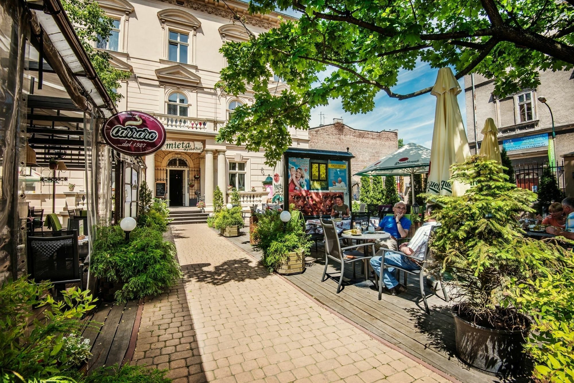 Garden Palace Краков Экстерьер фото
